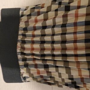 Beautiful Vintage Pleated Plaid Skirt